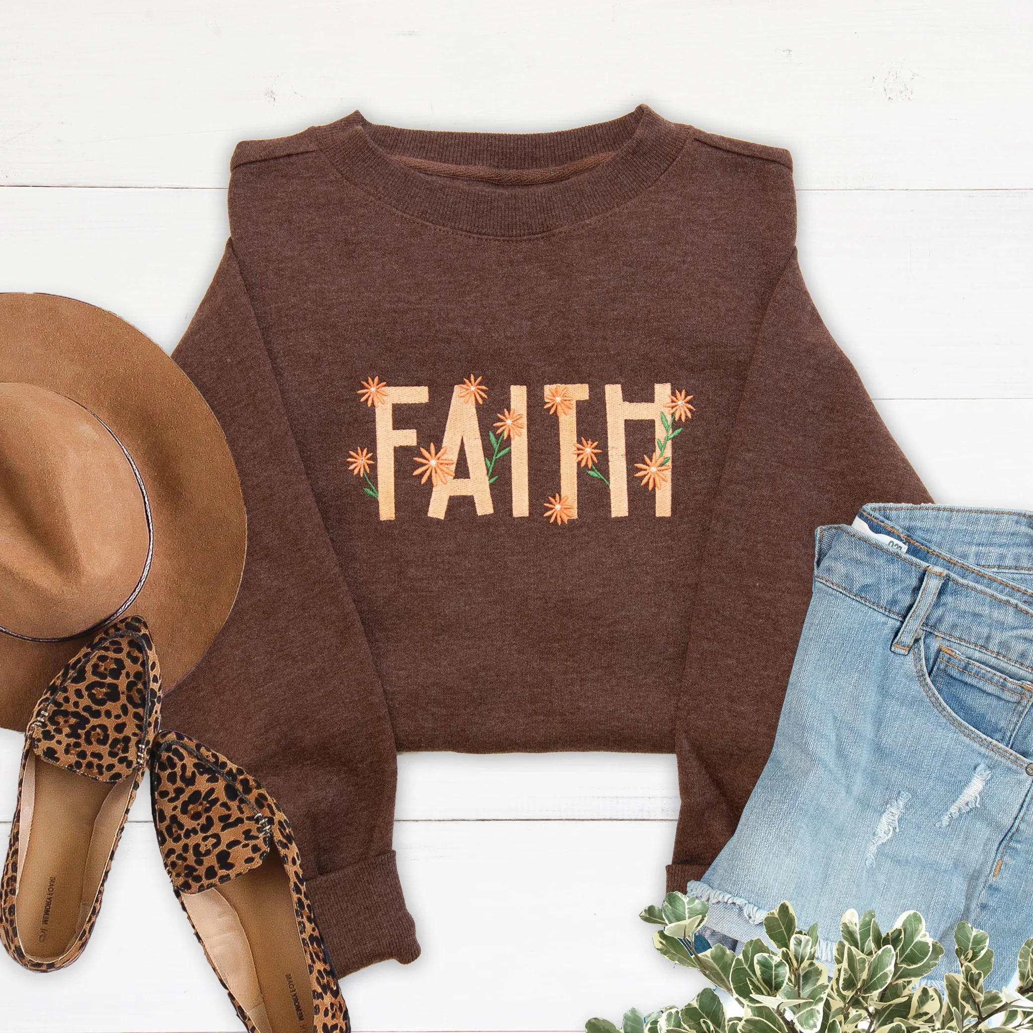 Faith Embroidered Crewneck Sweatshirt